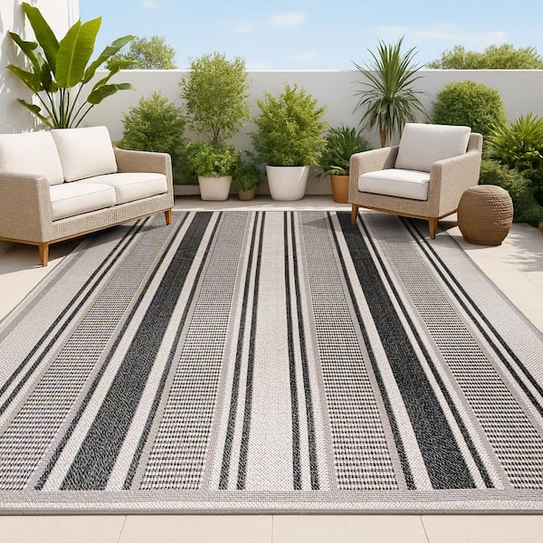 JONATHAN Y Haynes Modern Double Stripe Black/Beige 8 ft. x 10 ft. Indoor/Outdoor Area Rug