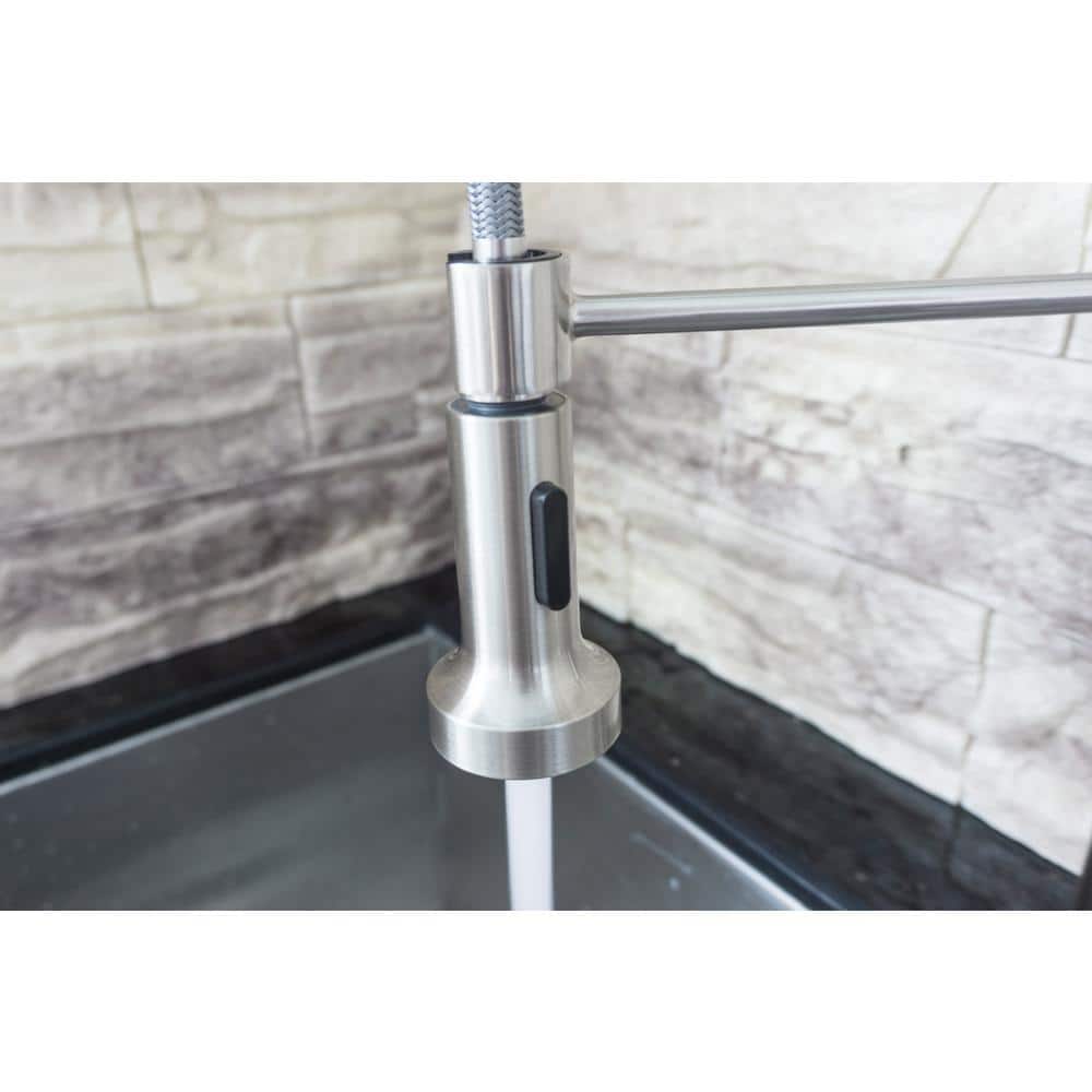 Brushed Nickel Single Handle Pull-Out Kitchen Faucet
