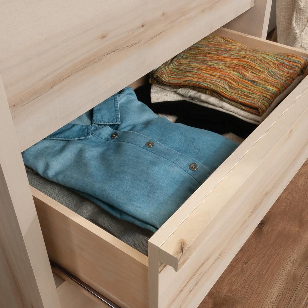 Pacific Maple 4-Drawer Chest with Extra Deep Drawers