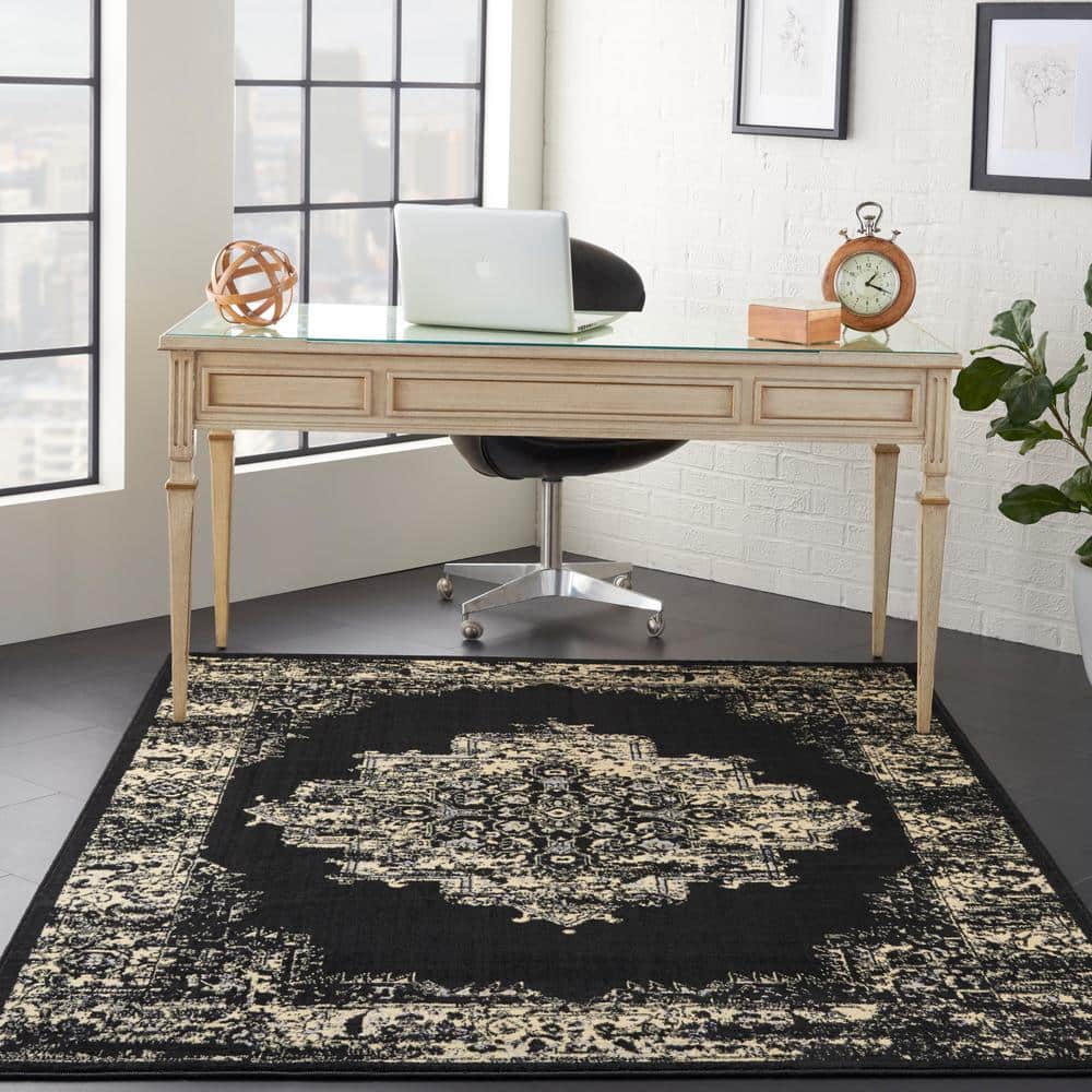 Handmade Black Medallion Synthetic 5' x 7' Area Rug