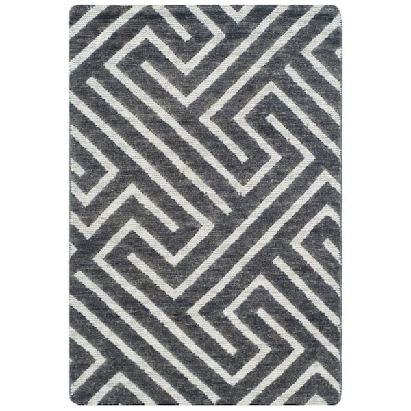 Santa Fe 2 ft. x 3 ft. Charcoal/Silver Modern Geometric Area Rug