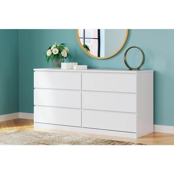 Signature DESIGN BY ASHLEY Onita White 6 Drawers 60 in. Dresser