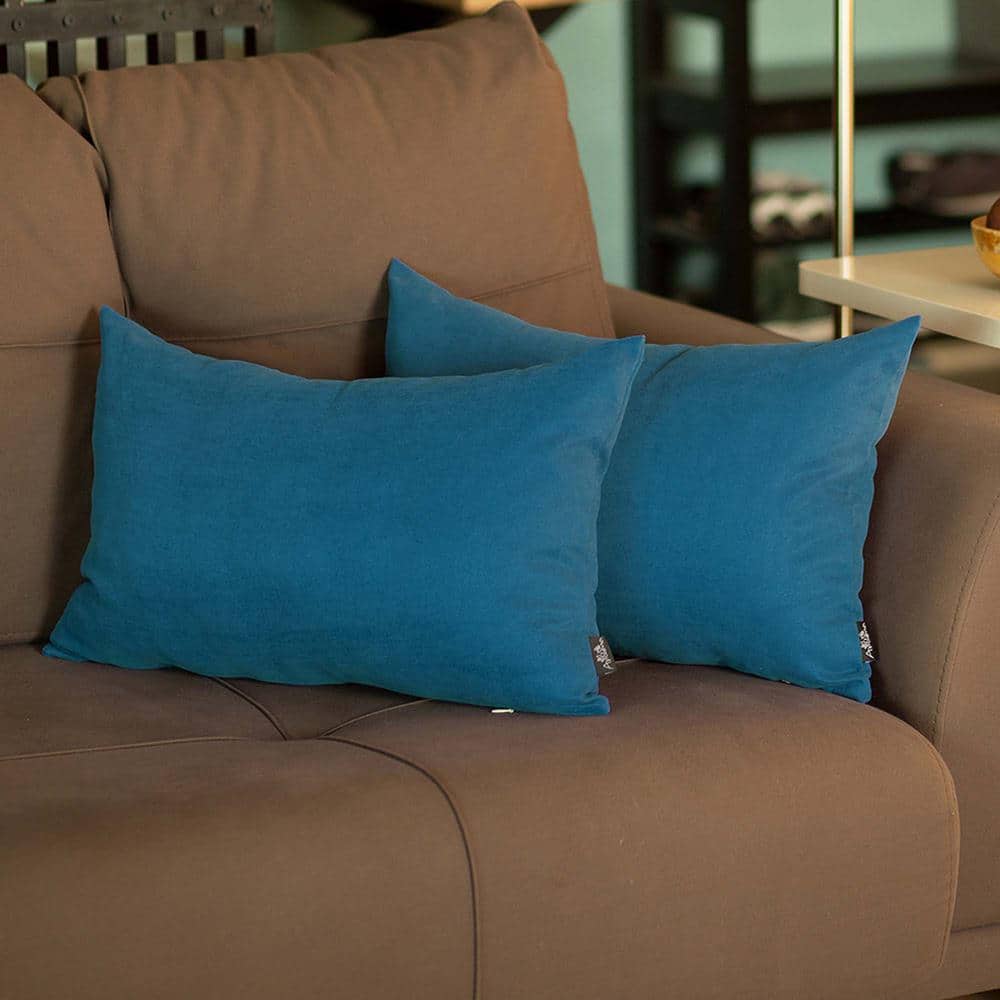Tahitian Tide Blue Polyester Lumbar Pillow Covers Set
