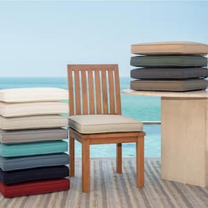 Oasis 19 in. x 19 in. Square Outdoor Seat Cushion in Light Grey