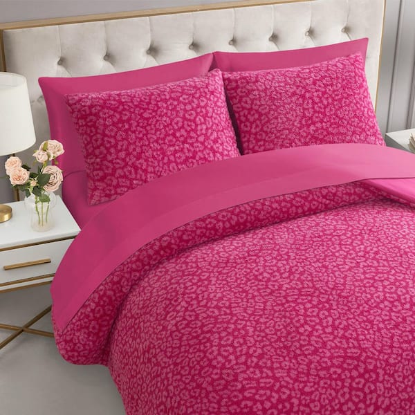JUICY COUTURE Cheetah Feathered 2-Piece Hot Pink Animal Microfiber