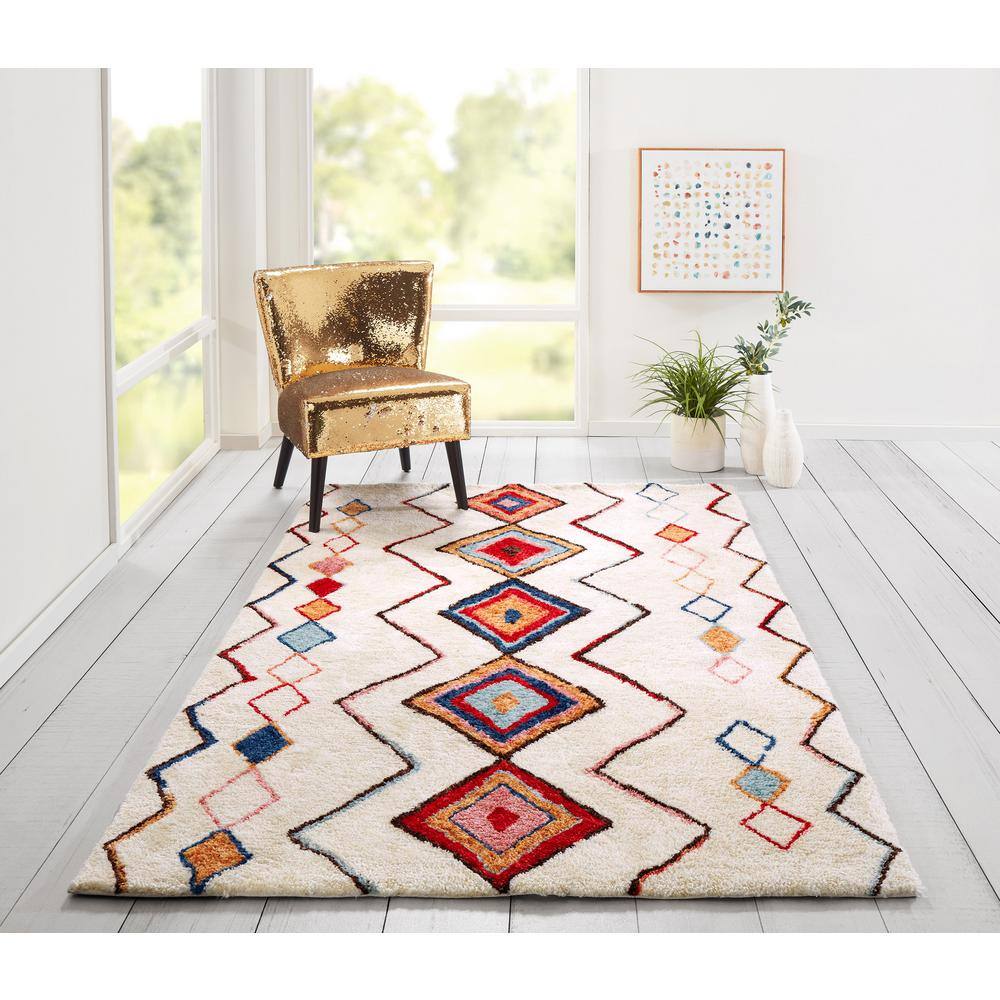 Vibrant Geometric Red Synthetic 7'6" x 9'6" Tufted Area Rug