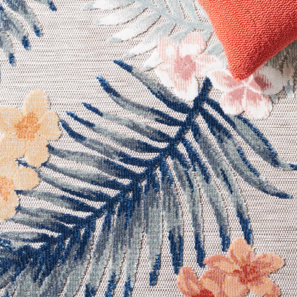 Gray Floral Synthetic Indoor/Outdoor Area Rug