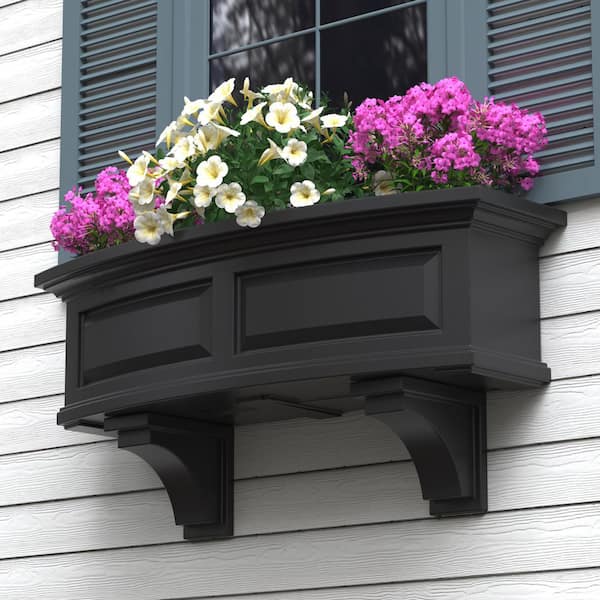 Nantucket Black Polyethylene Decorative Corbel
