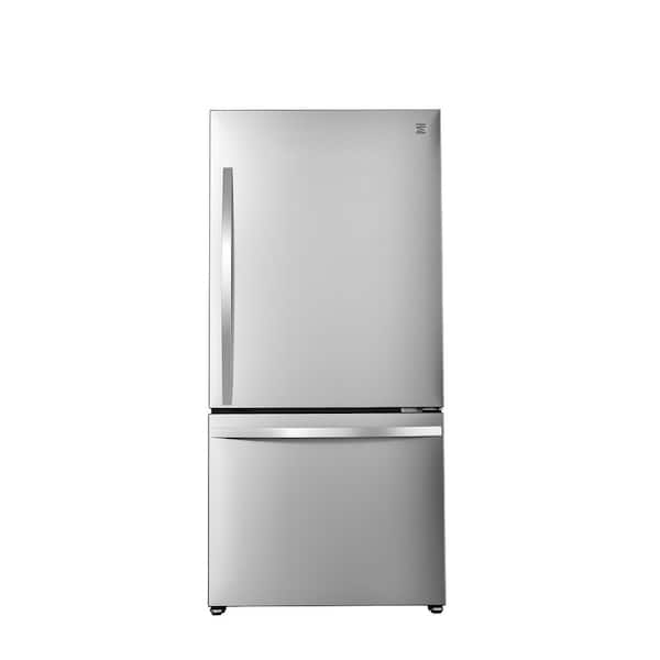 31 in. W, 22.3 cu. ft. Fingerprint-Resistant Stainless Steel Refrigerator with Bottom Freezer and Icemaker