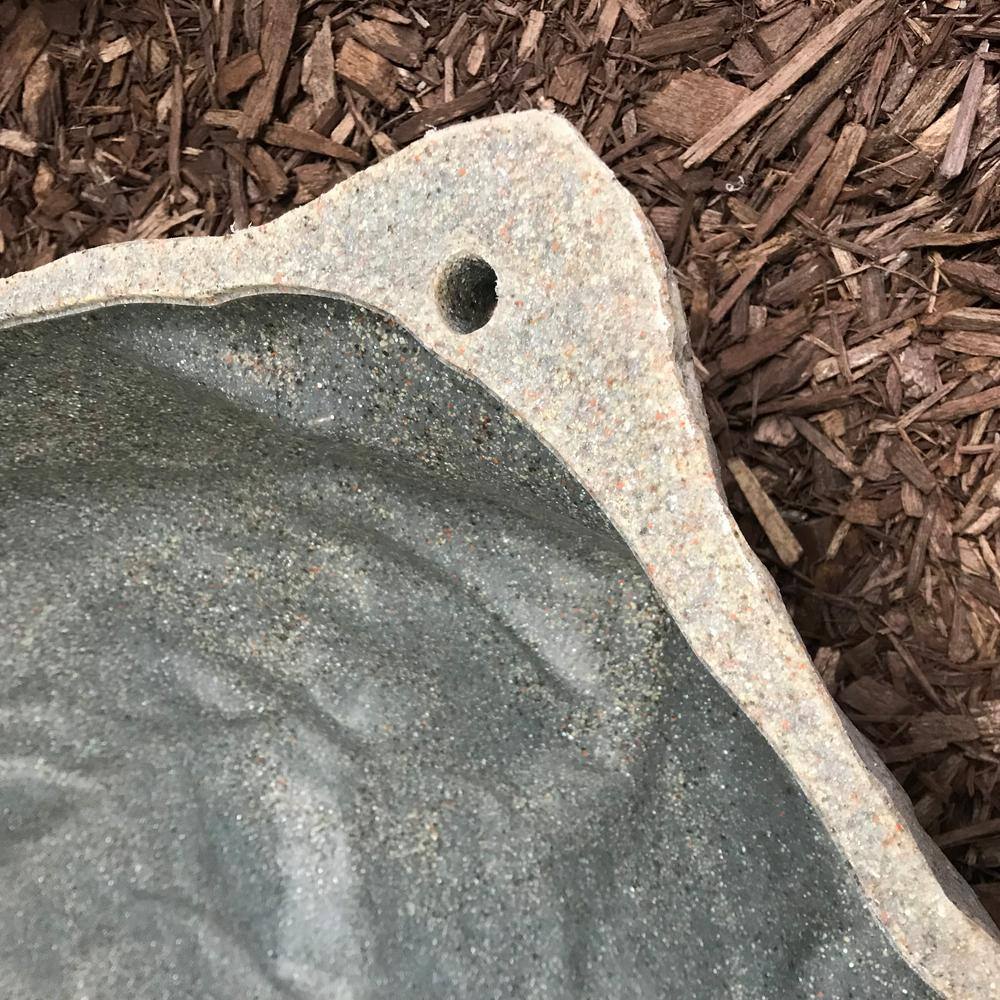 Fieldstone Gray Realistic Artificial Rock Cover