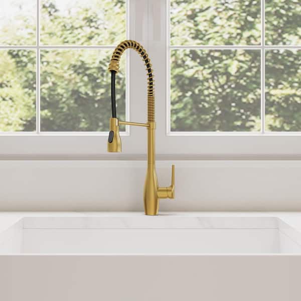 23.6 in. Single Handle 360° Swivel Pull Down Sprayer Kitchen Faucet with Spray Wand in Brushed Gold