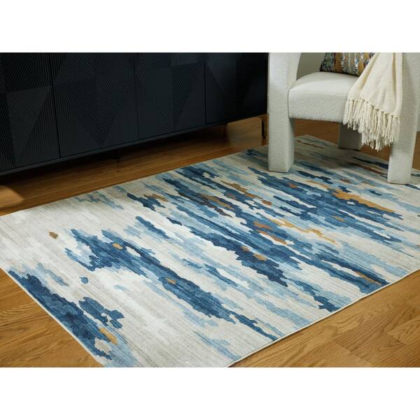Vinlett Area Rug
