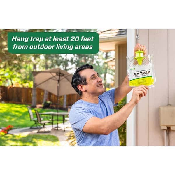https://images.thdstatic.com/productImages/b880e205-d8ce-4e7f-a761-f4f7f5963044/svn/clear-rescue-insect-traps-ftd-db12-44_600.jpg