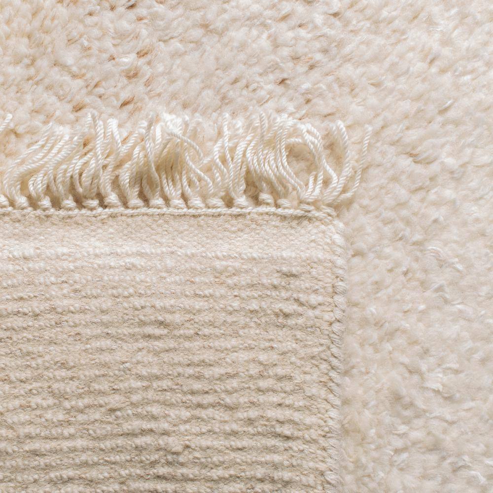 Hand-Knotted Artisan Gray Wool 4' x 6' Shag Area Rug