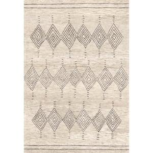 Bari Ivory 5 ft. x 8 ft. Tribal Wool Area Rug