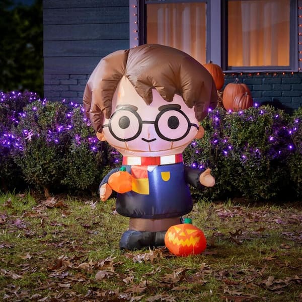 Gemmy 3.2 ft Harry Potter Holding Pumpkin Halloween Inflatable 22GM29037 - The Home Depot