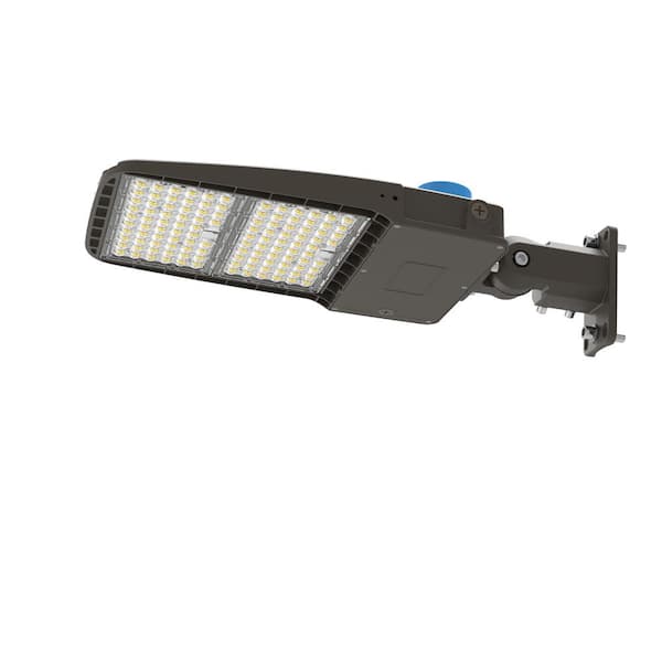 Orein 320-Watts Integrated 34800/40500/43200 Lumens Dark Bronze Dusk to Dawn LED Area Light with NEMA sensor