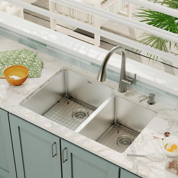 Karran 16-Gauge Stainless Steel 33 in. Double Bowl Undermount Kitchen Sink with Grid and Basket Strainer