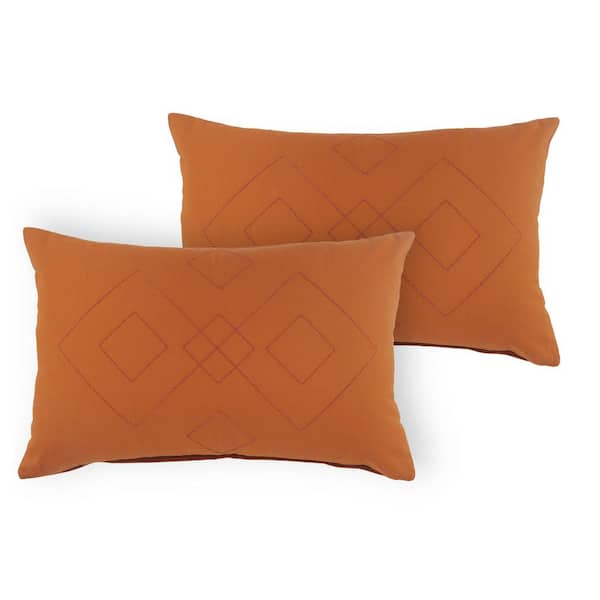 LR Home Daisy Burnt Orange Geometric Embroidered 16 in. x 24 in. Indoor Throw Pillow (Set of 2)