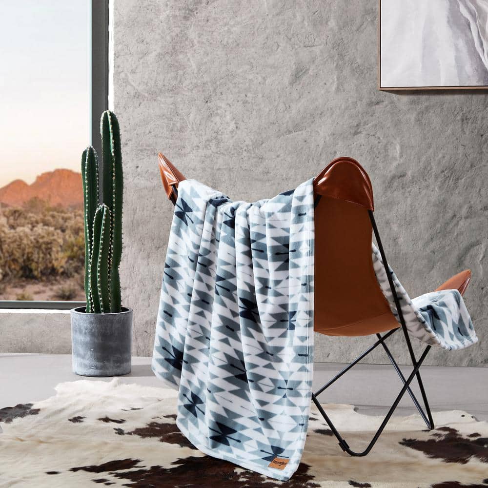 50" x 70" Geometric Gray Fleece Reversible Throw Blanket