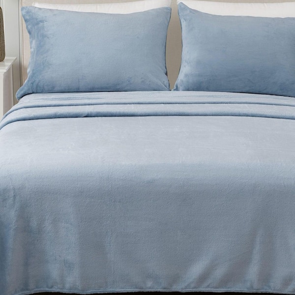 FRESHFOLDS Blue Ultra Soft Solid Color Velvet Plush Polyester Queen Bed Sheet Set