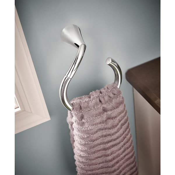 Glyde Towel Ring in Chrome
