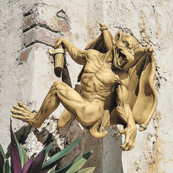 Design Toscano 15 in. H Gaston, the Gothic Gargoyle Climber Large