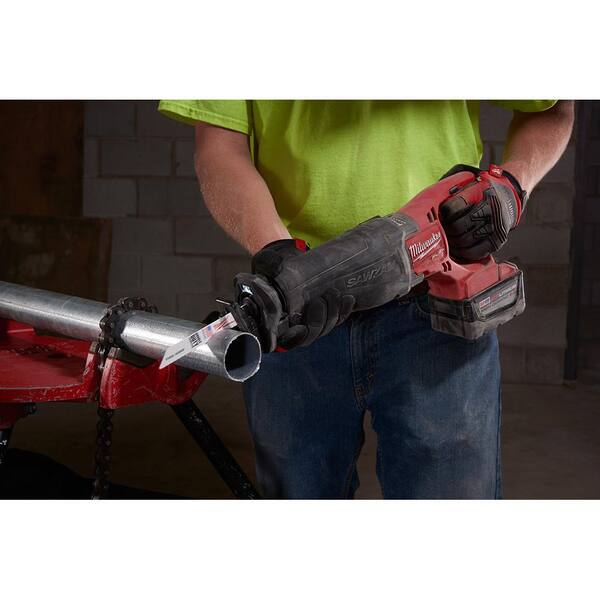 Milwaukee 9 In 5 Teeth Per In Ax Nail Embedded Wood Cutting Sawzall Reciprocating Saw Blades 6 Pack 48 00 9026 The Home Depot