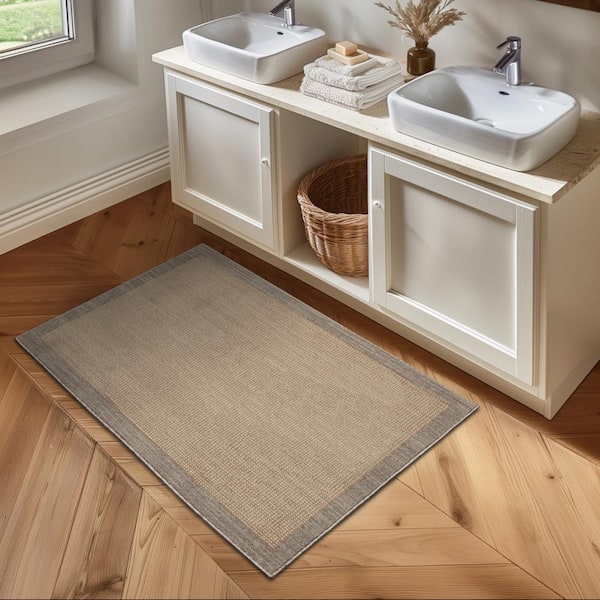 Tanner Pewter 2 ft. 6 in. x 3 ft. 9 in. Machine Washable Traditional Border Indoor Area Rug