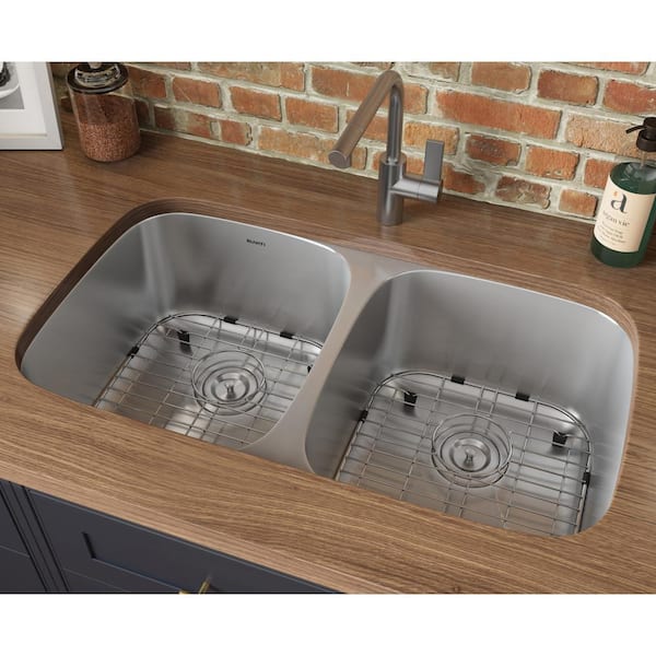 Parmi 29 in. Undermount 50/50 Double Bowl 16-Gauge Stainless Steel Kitchen Sink with Gently Rounded Corners