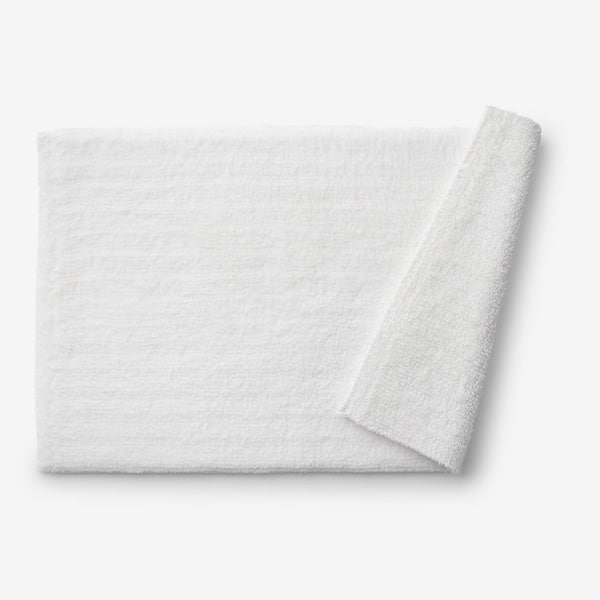Company Cotton Plush Spa Solid 17 in. x 24 in. White Bath Rug