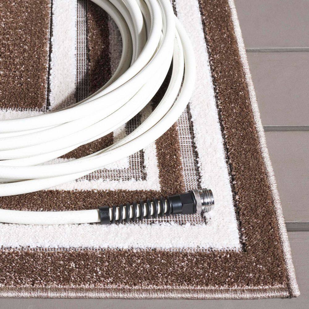 Brown and Ivory Rectangular Synthetic Area Rug, 5'3" x 7'6"