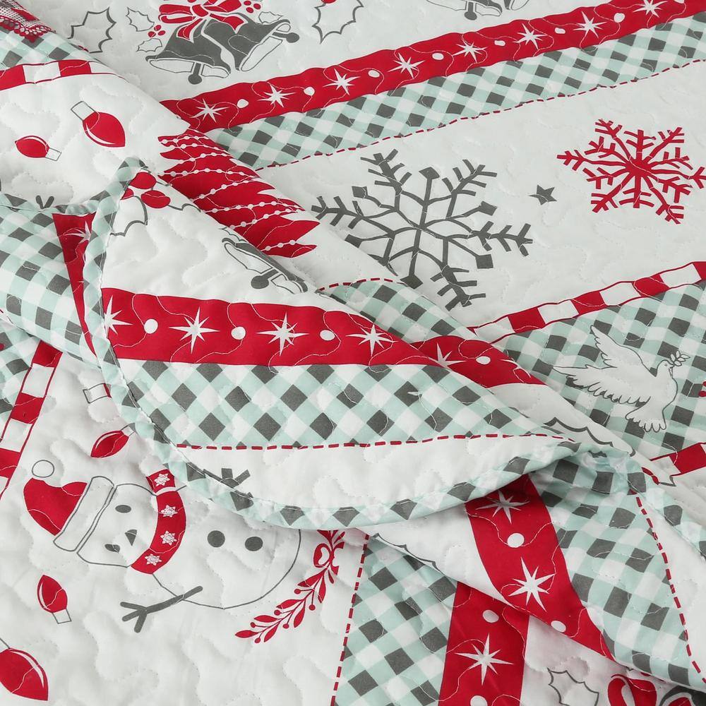 King Red Reversible Microfiber Christmas Quilt Set