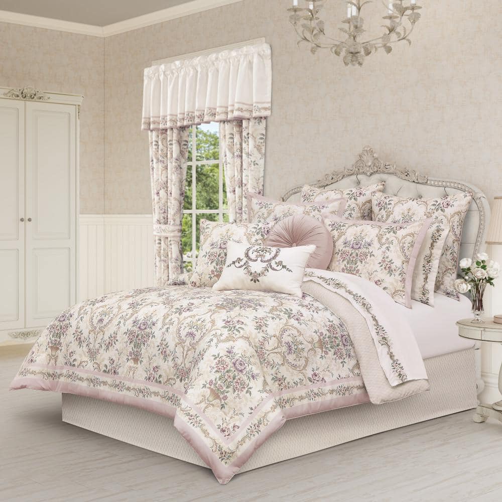 Amagansett Blush Polyester Full 4-Pieces Comforter Set