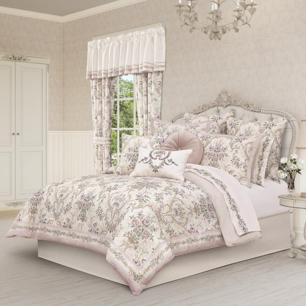 J QUEEN NEW YORK INC Amagansett Blush Polyester King 4-Pieces Comforter Set