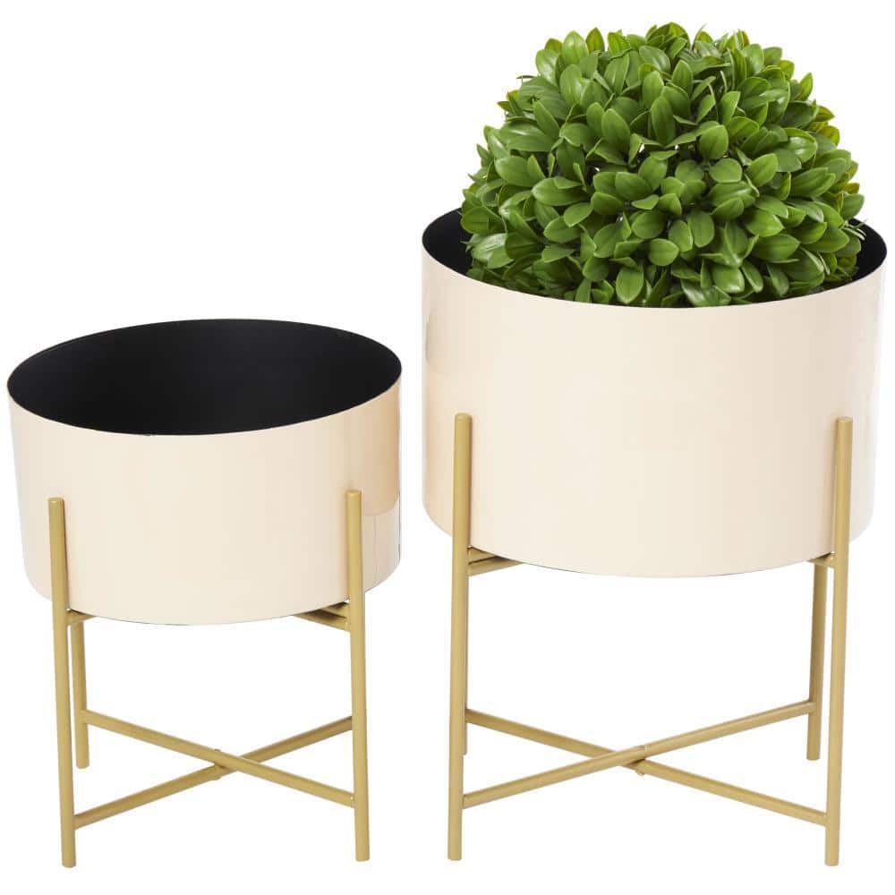 Set of 2 White Metal Contemporary Planters