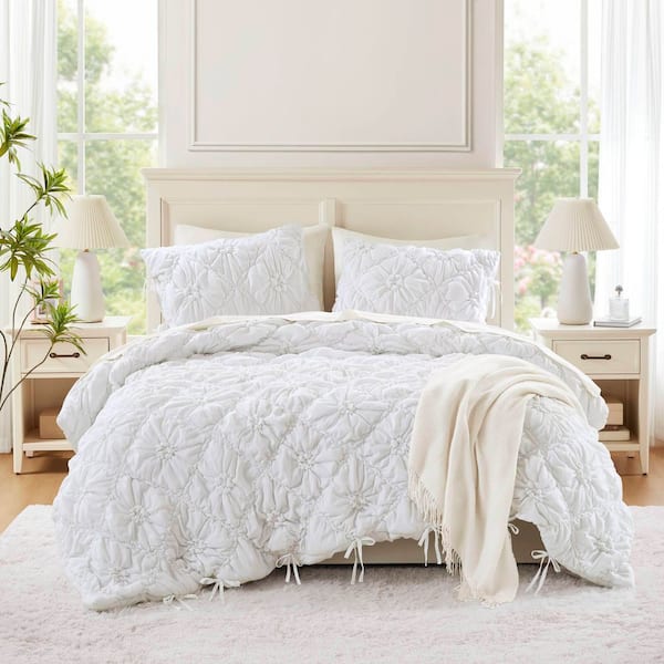 Graley 3-Piece White Microfiber Full/Queen Comforter Set