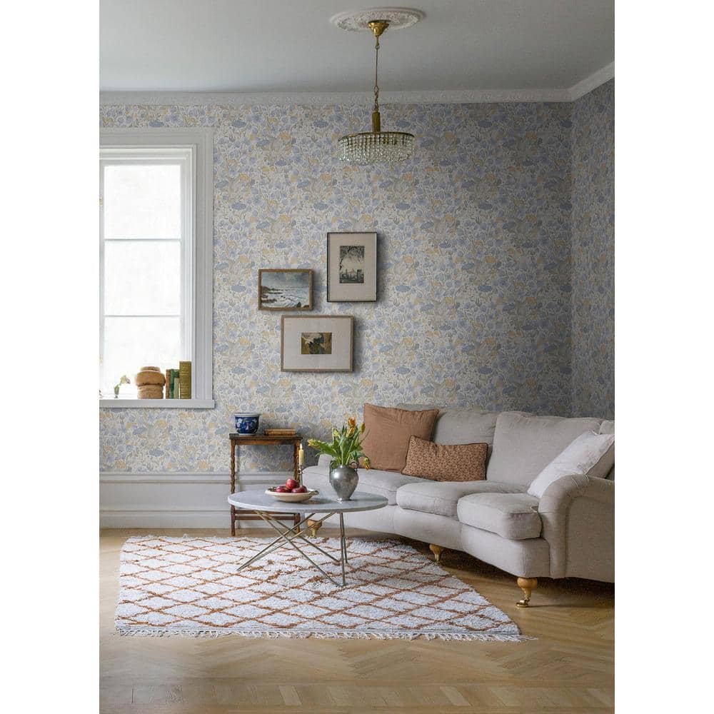 Light Blue and Cream Floral Non-Pasted Wallpaper Roll