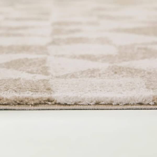 Jaxon Tan/Cream 8 ft. x 10 ft. Area Rug