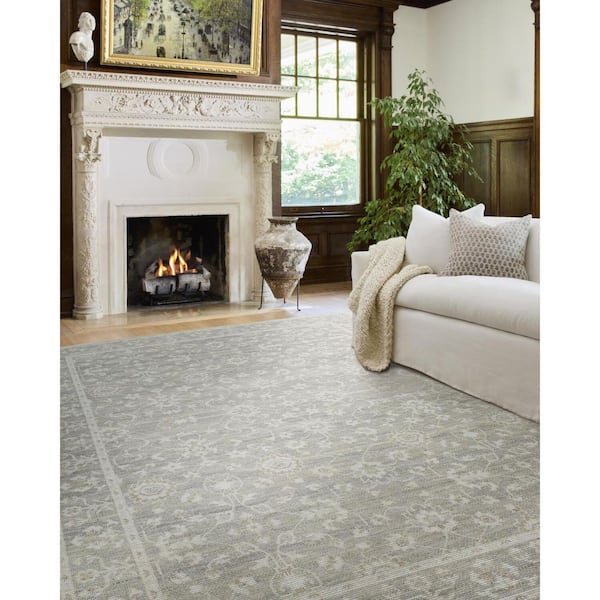 Nabela Noor Home Asha Sage/Off-White Traditional Area Rug, 5 ft. 3 in. x 7 ft.
