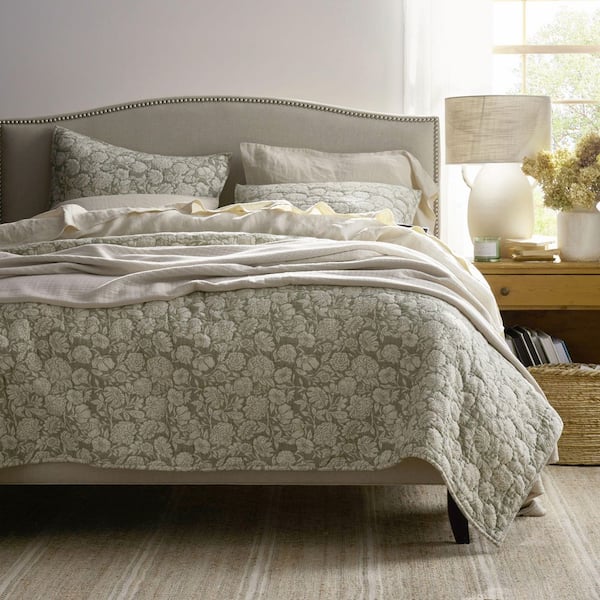 Company Cotton Kyla Floral Moss King/California King Cotton Quilt