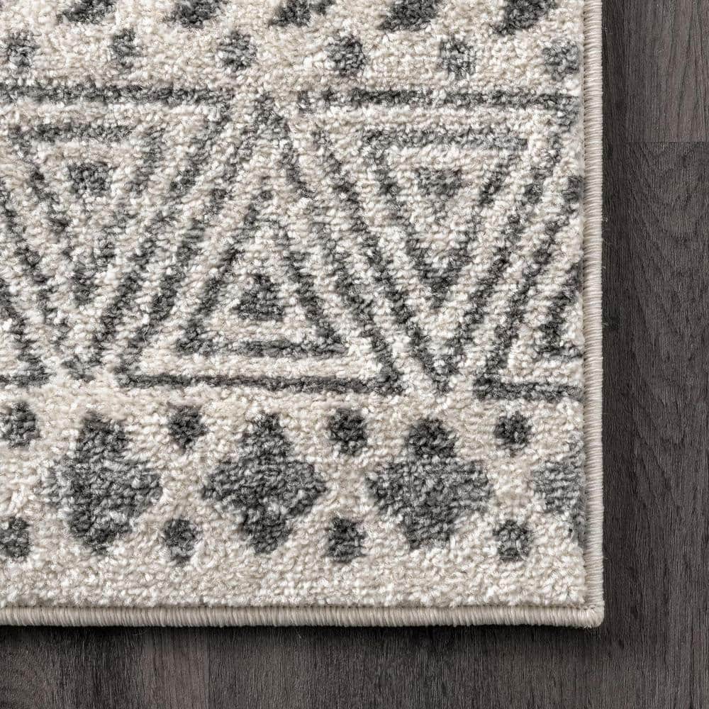 Braided Gray Square Wool Easy-Care Area Rug 62"x24"