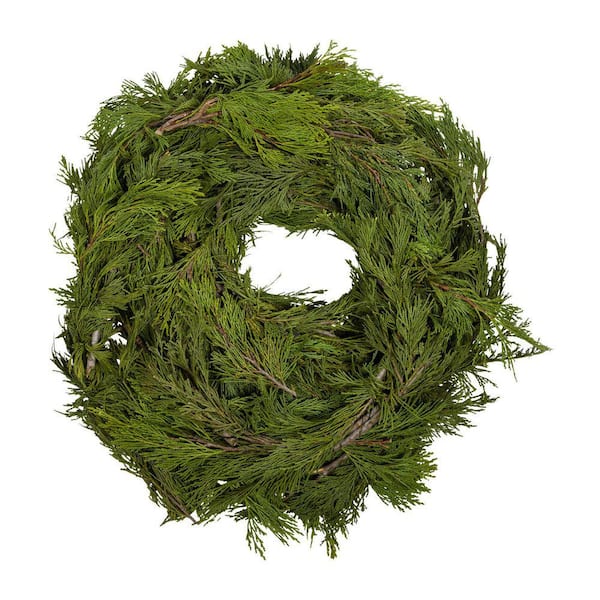 METROLINA GREENHOUSES 25 ft. Fresh Cut Live Cedar Garland (1-Pack)
