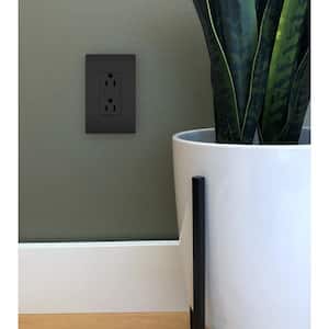 radiant 15 Amp 125-Volt Tamper Resistant Residential Decorator Duplex Outlet, Black