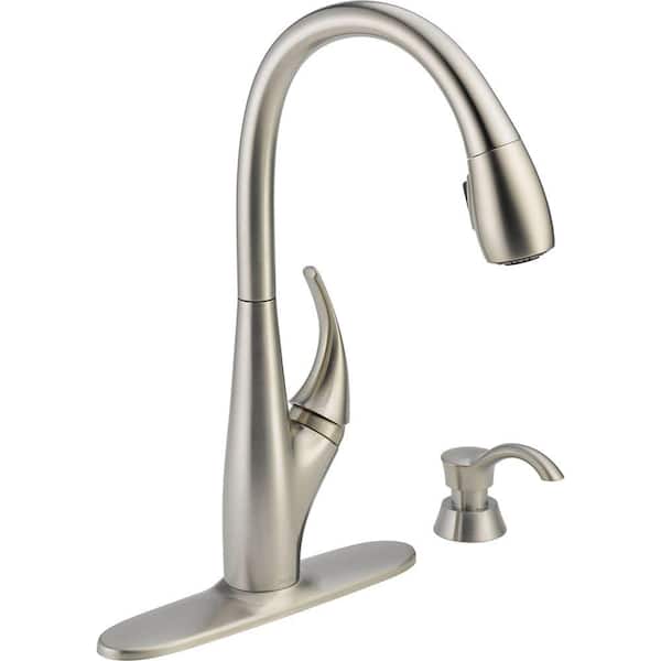 Delta DeLuca Single-Handle Pull-Down Sprayer Kitchen Faucet with Soap Dispenser in Stainless