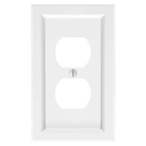 Woodmore 1-Gang White Duplex Outlet BMC Wood Wall Plate