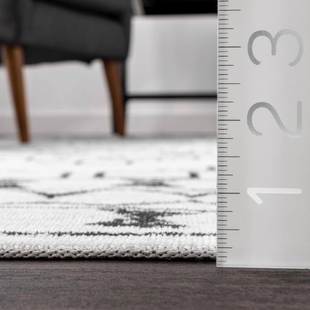 Ivory and Black Machine Washable Moroccan Area Rug