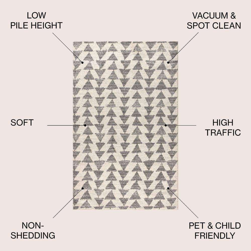 Handmade Moroccan Triangle Cream & Gray Synthetic Area Rug