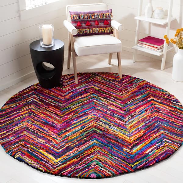 Nantucket Pink/Multi 6 ft. x 6 ft. Round Chevron Area Rug
