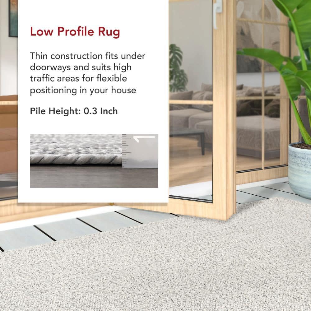 Handmade Ivory Braided 4' x 6' Oval Synthetic Area Rug